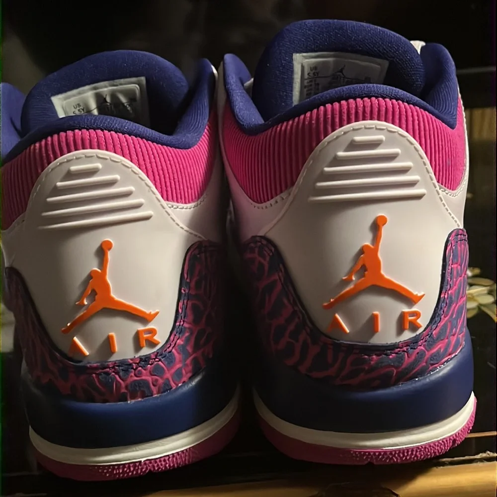 Nice - Picture 3 of 3